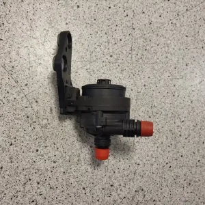 VANDPUMPE, BMW 5 G30/G31/G38/F90 M5 17> - Prisnedsættelse